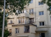 Satılır 3 otaqlı 100 m2 köhnə tikili Badamdar