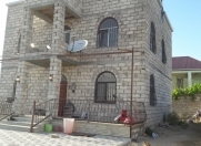 Satılır 4 otaqlı 200 m2 bağ evi Türkan