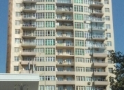 Satılır 3 otaqlı 500 m2 ofis Xətai r.