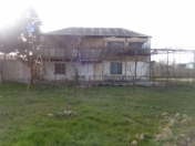 Satılır 4 otaqlı 1200 m2 bağ evi Novxanı