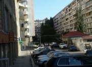 Satılır 5 otaqlı 120 m2 köhnə tikili Xalqlar Dostluğu m.