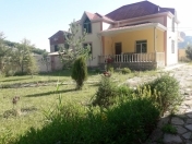 Satılır 6 otaqlı 280 m2 bağ evi Xızı