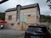 Satılır 7 otaqlı 240 m2 bağ evi Quba