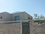 Satılır 2 otaqlı 50 m2 həyət evi Əmircan