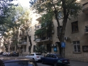 Satılır 4 otaqlı 97 m2 köhnə tikili İçəri Şəhər m.