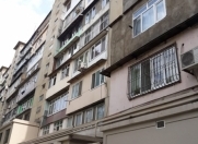 Satılır 4 otaqlı 130 m2 köhnə tikili Gənclik m.