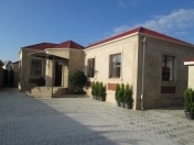 Satılır 3 otaqlı 110 m2 həyət evi Buzovna
