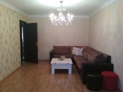 Satılır 3 otaqlı 80 m2 köhnə tikili Həzi Aslanov