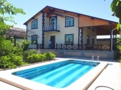 Satılır 5 otaqlı 240 m2 bağ evi Mərdəkan