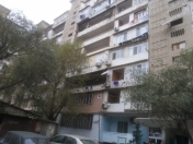 Satılır 4 otaqlı 104 m2 köhnə tikili İnşaatçılar m.