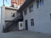 İcarəyə verilir 6 otaqlı 225 m2 obyekt Memar Əcəmi m.