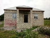 Satılır 4 otaqlı 100 m2 həyət evi Xaçmaz