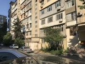 Satılır 3 otaqlı 85 m2 köhnə tikili 9 mkr