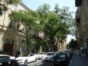 İcarəyə verilir 2 otaqlı 70 m2 köhnə tikili Fontanlar bağı