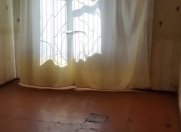 Satılır 2 otaqlı 55 m2 köhnə tikili Ukrayna dairəsi