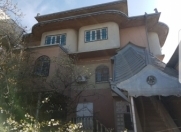 Satılır 11 otaqlı 5 m2 villa Bülbülə
