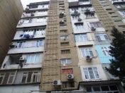 Satılır 2 otaqlı 60 m2 köhnə tikili İnşaatçılar m.