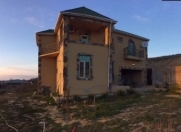 Satılır 7 otaqlı 230 m2 bağ evi Masazır