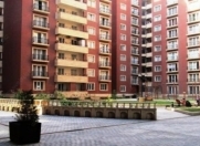 İcarəyə verilir 3 otaqlı 120 m2 yeni tikili Ayna Sultanova heykəli