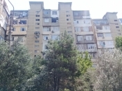 Satılır 3 otaqlı 100 m2 köhnə tikili Yasamal r.