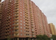 Satılır 3 otaqlı 120 m2 yeni tikili İnşaatçılar m.