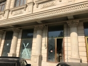 İcarəyə verilir 2 otaqlı 95 m2 obyekt İnşaatçılar m.