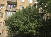 Satılır 2 otaqlı 45 m2 köhnə tikili Qara Qarayev m.