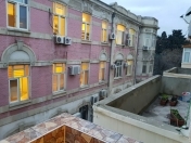 İcarəyə verilir 3 otaqlı 90 m2 köhnə tikili Sahil m.