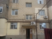 Satılır 4 otaqlı 81 m2 köhnə tikili Lökbatan