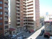 Satılır 3 otaqlı 120 m2 yeni tikili Xarici İşlər Nazirliyi