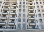 Satılır 3 otaqlı 154 m2 yeni tikili Tibb Universiteti