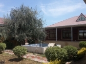 Satılır 6 otaqlı 1000 m2 obyekt Binə