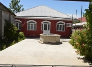 İcarəyə verilir 6 otaqlı 200 m2 bağ evi Şəki