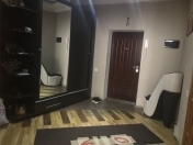 Satılır 3 otaqlı 130 m2 yeni tikili Badamdar