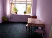 Satılır 4 otaqlı 86 m2 köhnə tikili Şəki