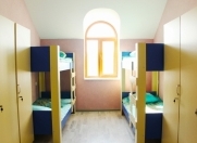 İcarəyə verilir 8 otaqlı 500 m2 yeni tikili 20 yanvar m.