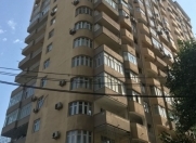Satılır 3 otaqlı 170 m2 yeni tikili Nizami m.