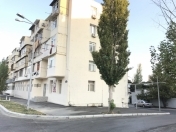 Satılır 1 otaqlı 32.4 m2 köhnə tikili Həzi Aslanov m.