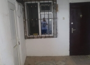 Satılır 2 otaqlı 60 m2 köhnə tikili Koroğlu m.