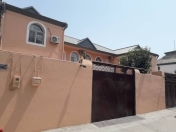 Satılır 8 otaqlı 400 m2 həyət evi Əhmədli m.