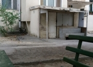 Satılır 4 otaqlı 80 m2 köhnə tikili Xalqlar Dostluğu m.