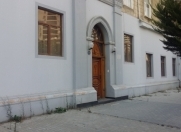 Satılır 7 otaqlı 260 m2 obyekt Elmlər Akademiyası m.