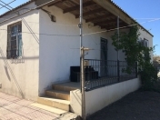 Satılır 3 otaqlı 87 m2 həyət evi Binə