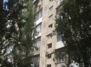 Satılır 5 otaqlı 120 m2 köhnə tikili Xalqlar Dostluğu m.