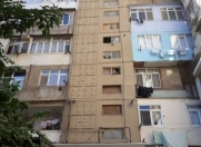 Satılır 1 otaqlı 42 m2 köhnə tikili İnşaatçılar m.