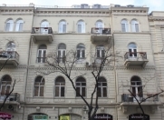 İcarəyə verilir 7 otaqlı 180 m2 ofis Molokan bağı