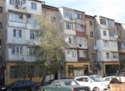 Satılır 2 otaqlı 53 m2 köhnə tikili 8 km