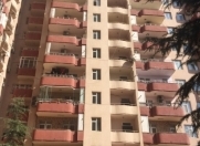 İcarəyə verilir 3 otaqlı 130 m2 yeni tikili Tibb Universiteti