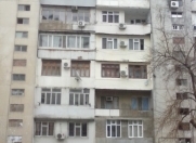 Satılır 4 otaqlı 100 m2 köhnə tikili Montin