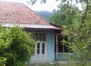 Satılır 6 otaqlı 600 m2 köhnə tikili Qax